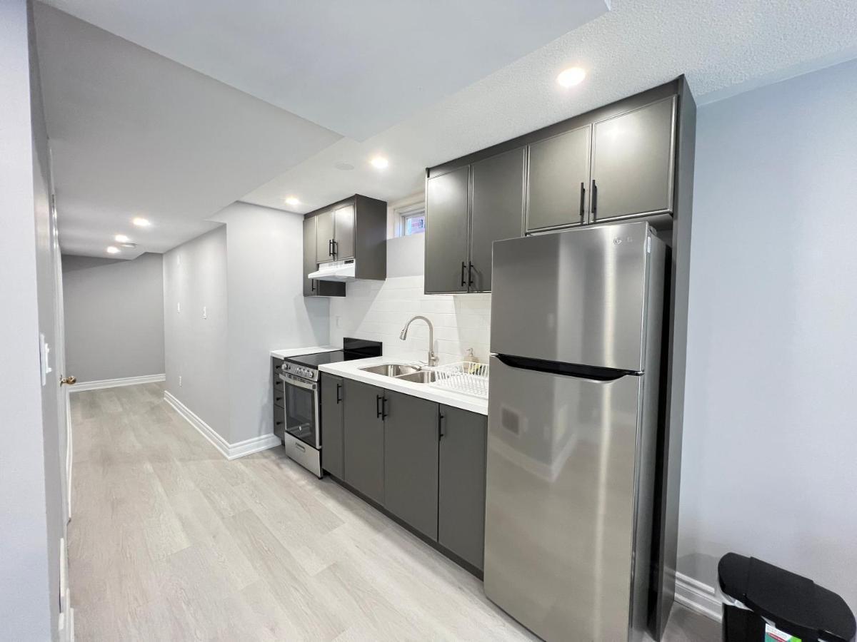 Beautiful Vacation Home Near Toronto Airport 密西沙加 外观 照片